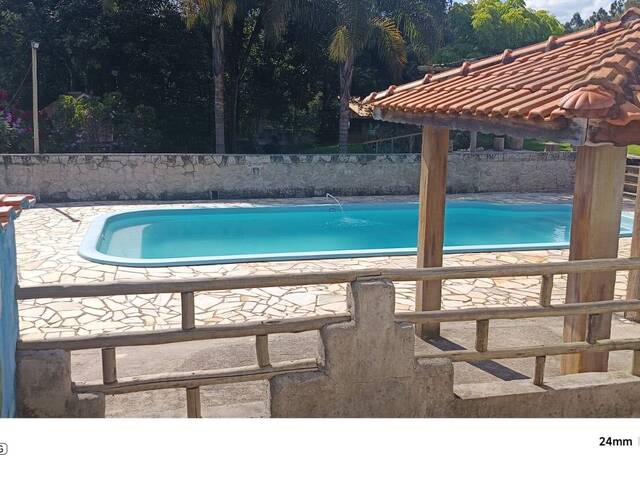 Venda em CHÁCARAS SANTA MARTHA - Várzea Paulista