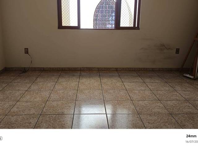 Sala para Venda em Jundiaí - 3